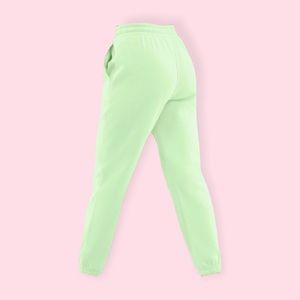 💖NWT💖 Fabletics Maddie Ziegler Green Sweatpants